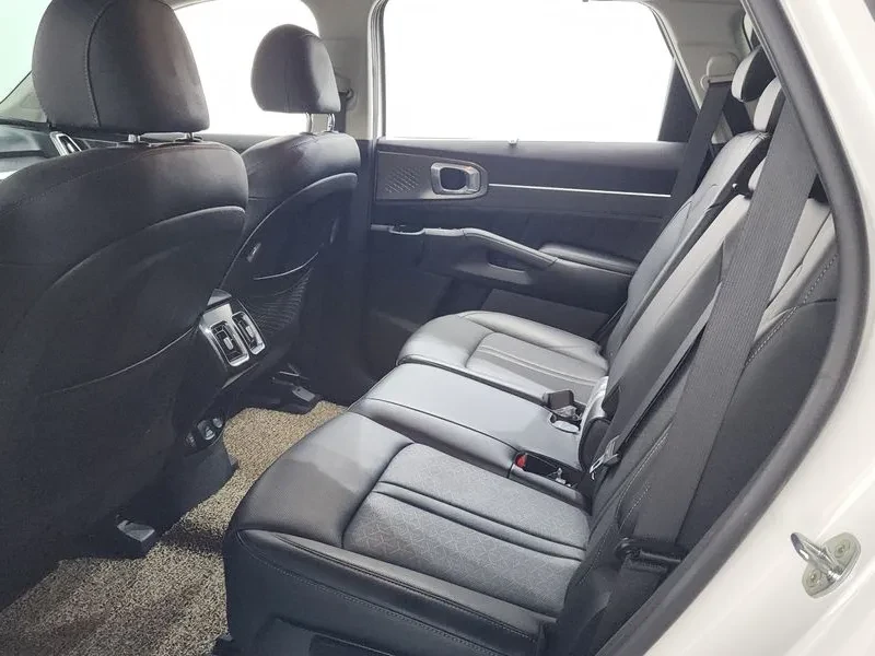 Kia Sorento 2.2 Diesel 4WD Noblesse, снимка 17 - Автомобили и джипове - 55047122