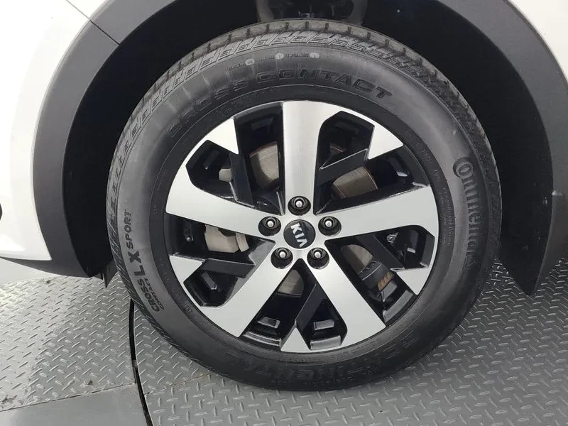 Kia Sorento 2.2 Diesel 4WD Noblesse, снимка 5 - Автомобили и джипове - 55047122