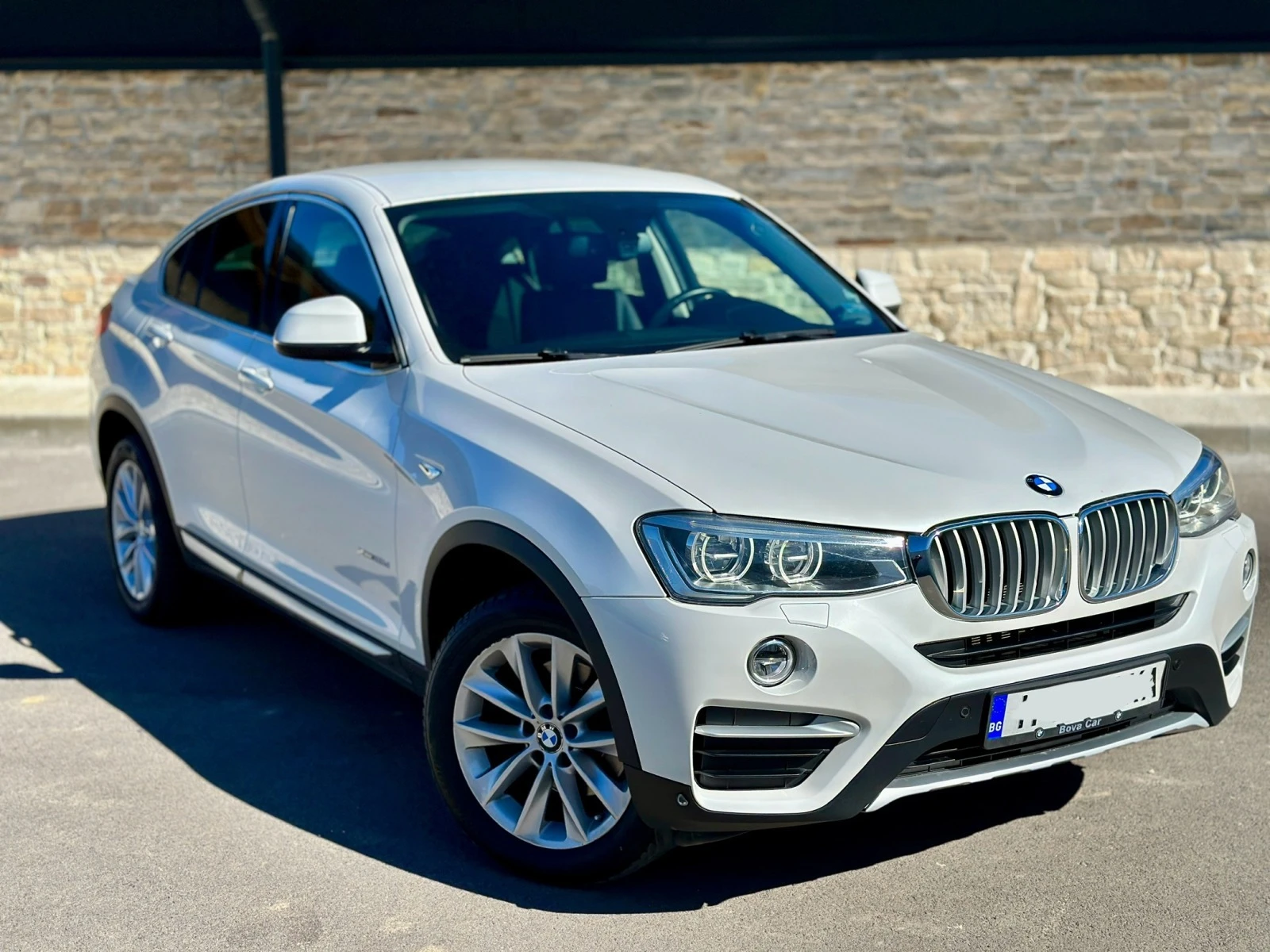 BMW X4 X-Line 20D - изображение 4