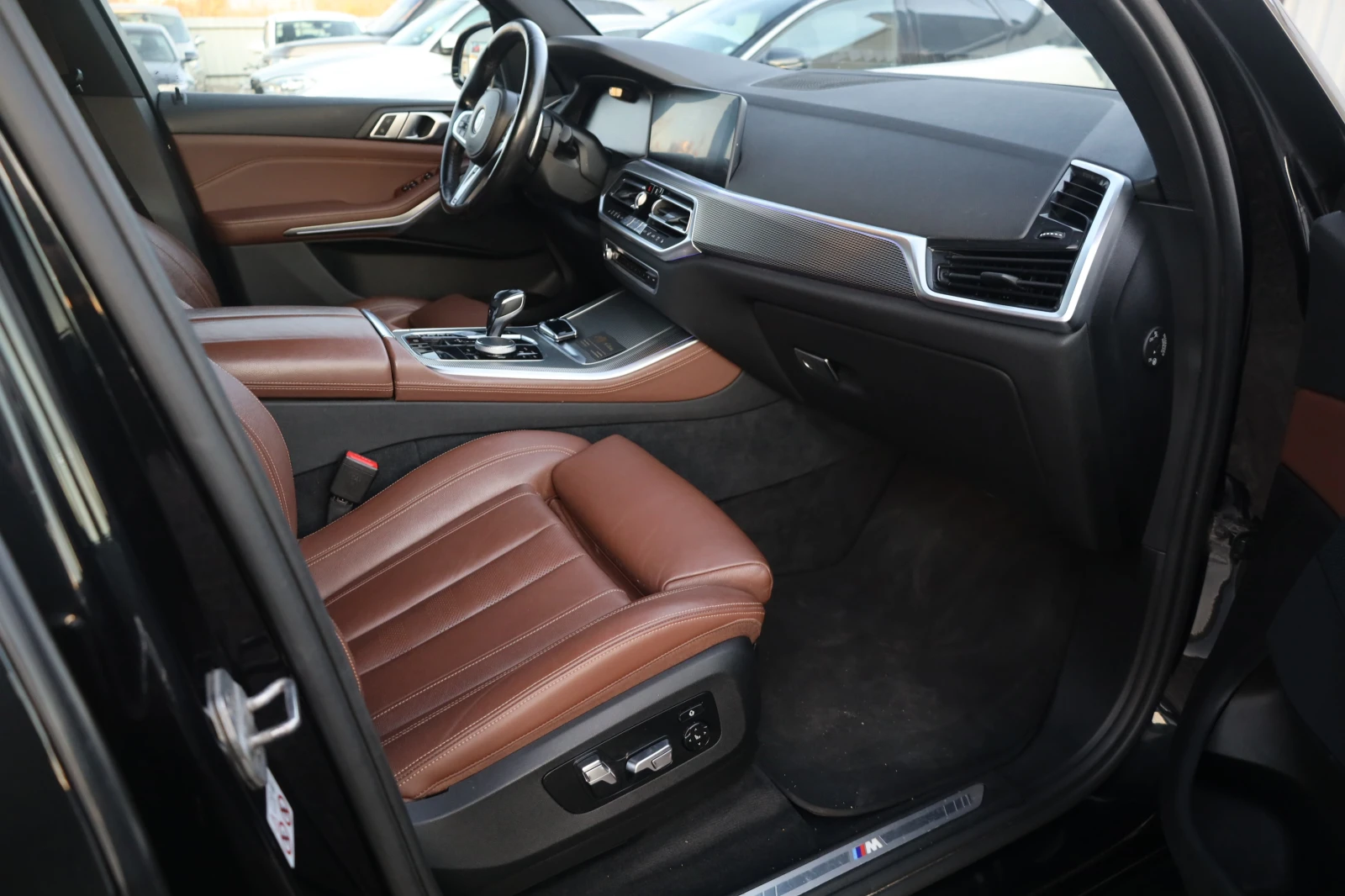 BMW X5 xDrive30d M Sport 360 MASSAGE DrAssist 21 @iCar_ | Mobile.bg   12