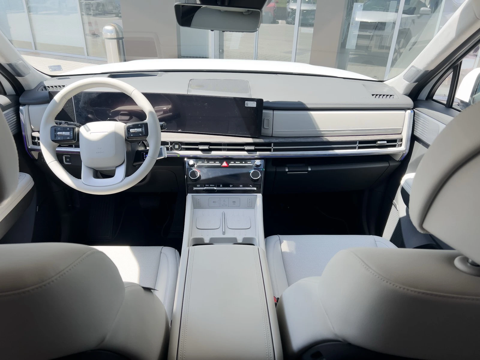 Hyundai Santa fe Luxury 1.6 GDI PHEV 6AT - изображение 4