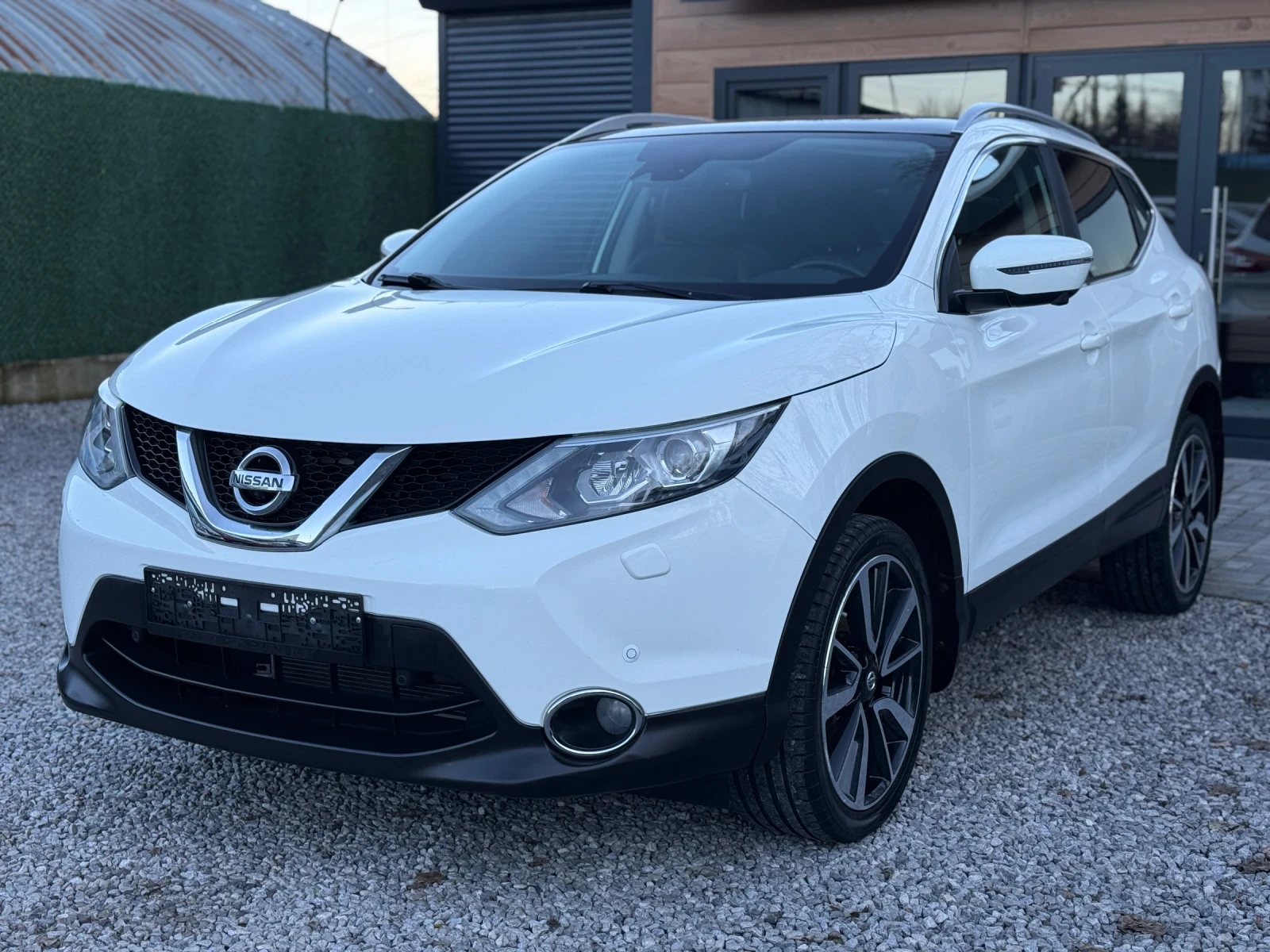 Nissan Qashqai 1.2DIG-T/TEKNA+ /FULL/115hp/2WD | Mobile.bg � ����������� 1