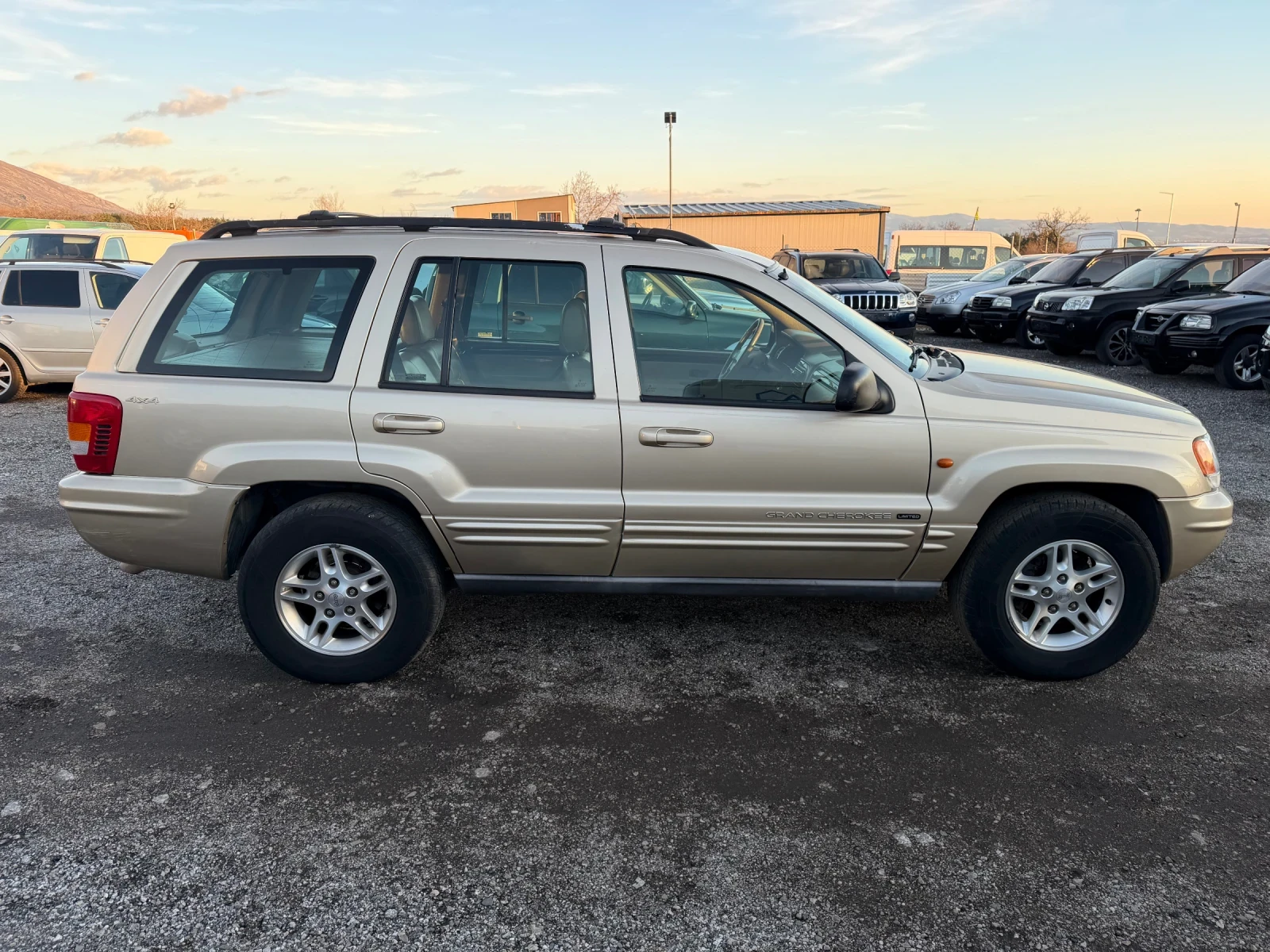 Jeep Grand cherokee 4.7 ГЪРЦИЯ LIMITED EDITION КЛИМАТРОНИК ПОДГРЕВ - изображение 6