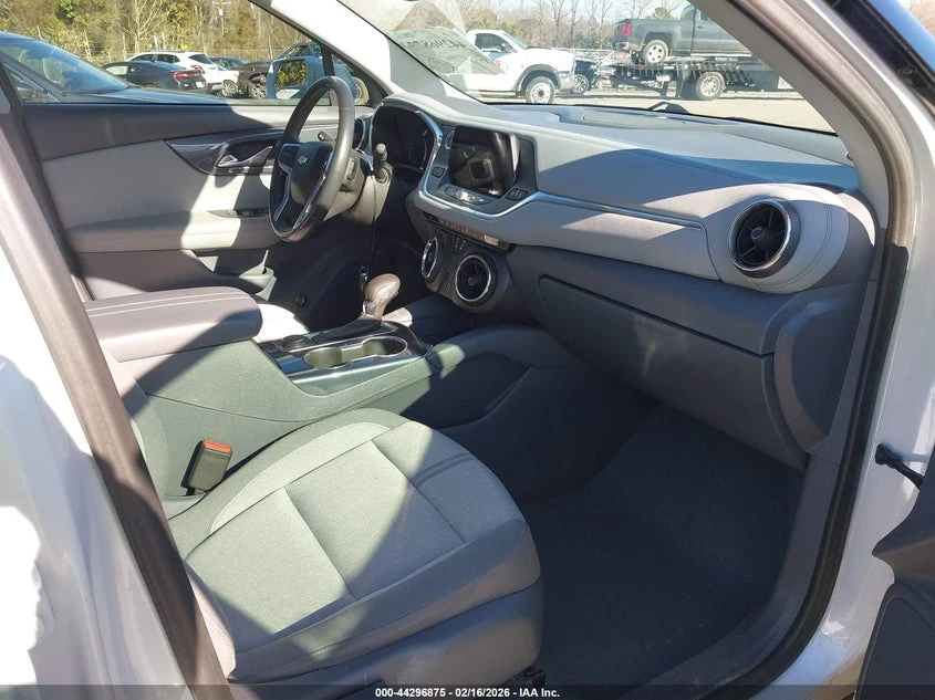 Chevrolet Blazer 2.5l Fwd 1Lt - изображение 5