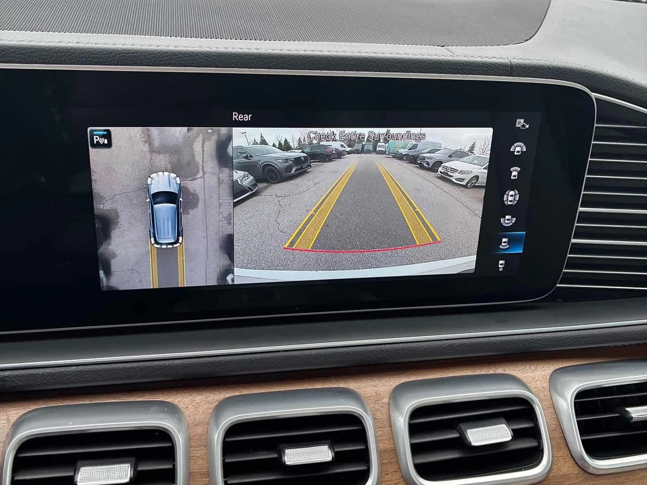 Mercedes-Benz GLE 450 4MATIC* DISTRONIC* BURMESTER* ОБДУХВАНЕ* , снимка 10 - Автомобили и джипове - 54231766