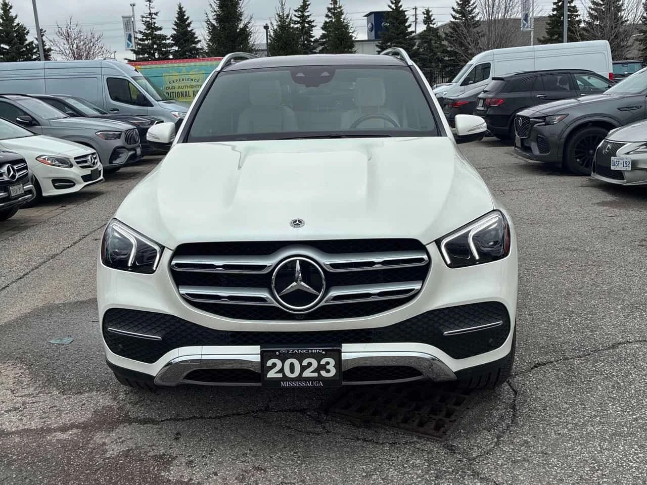 Mercedes-Benz GLE 450 4MATIC* DISTRONIC* BURMESTER* ОБДУХВАНЕ* , снимка 6 - Автомобили и джипове - 54231766