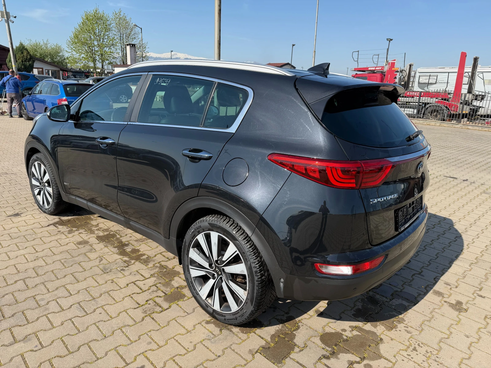Kia Sportage GT-Line 4WD 2.0CRDI AVTOMAT/NAVI/KAMERA/KOJA , снимка 8 - Автомобили и джипове - 54342751