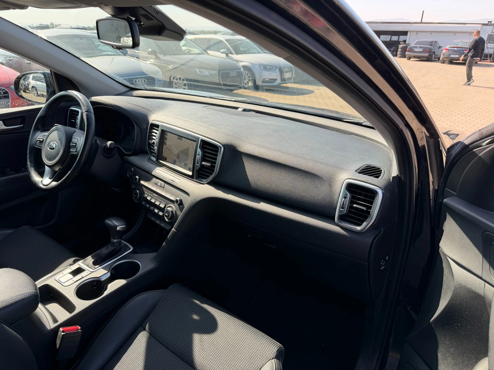 Kia Sportage GT-Line 4WD 2.0CRDI AVTOMAT/NAVI/KAMERA/KOJA , снимка 11 - Автомобили и джипове - 54342751