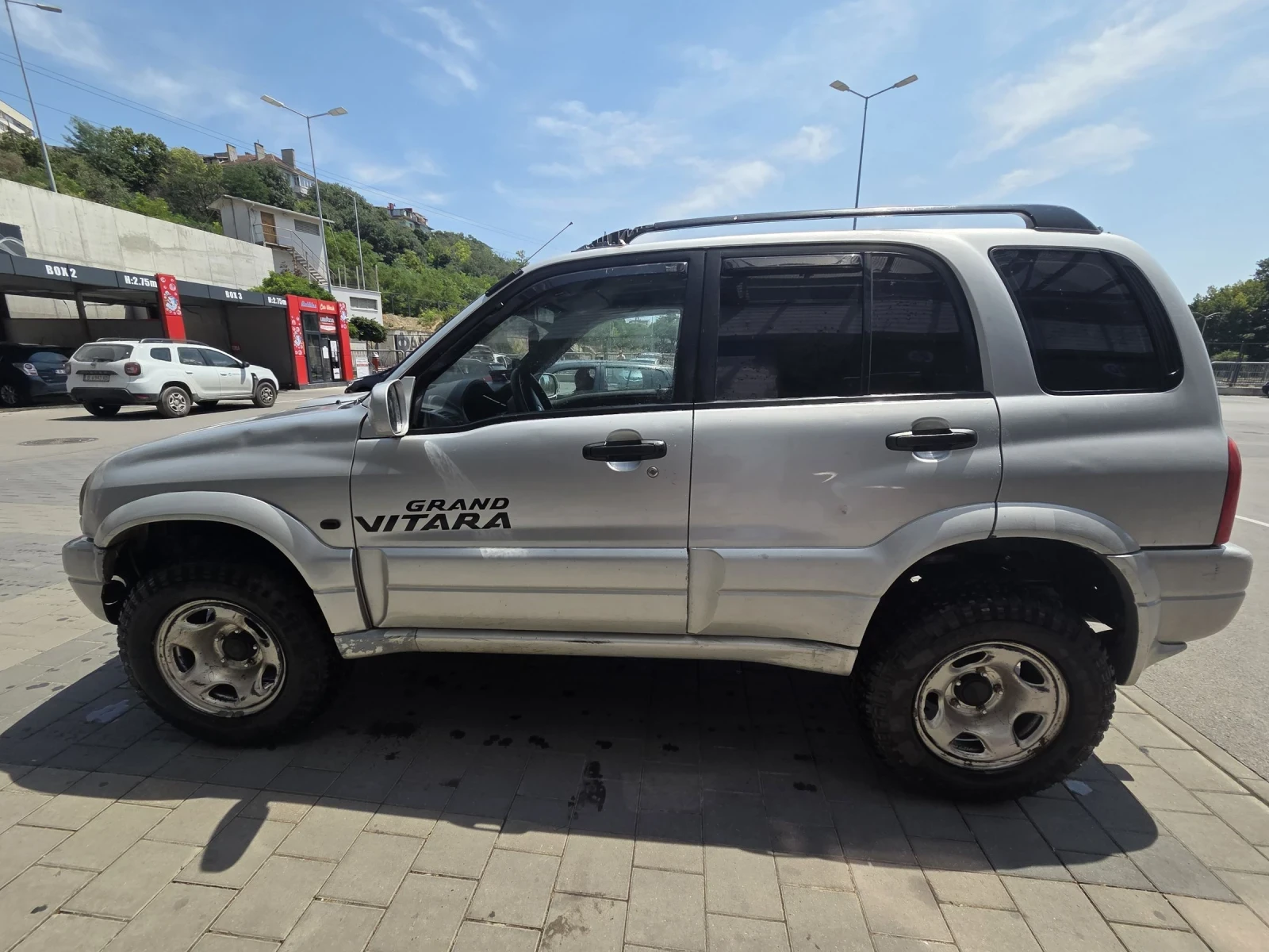 Suzuki Grand vitara 2.0Hdi, снимка 13 - Автомобили и джипове - 55536232