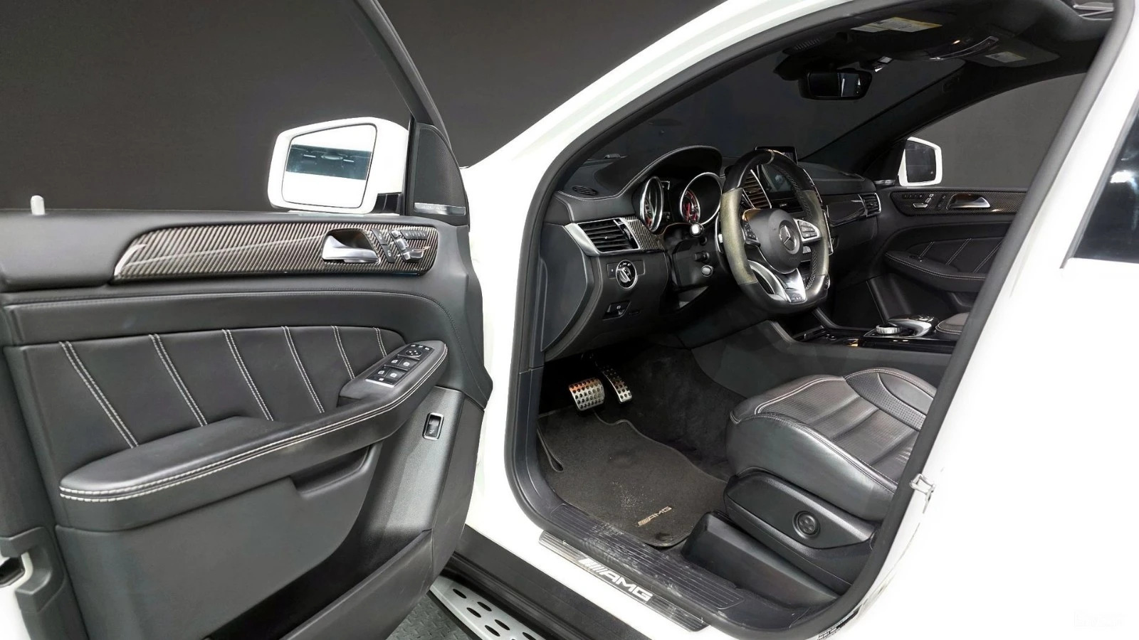 Mercedes-Benz GLE 63 S AMG 4MATIC* COUPE* DISTRONIC* ПОДГРЕВ* ОБДУХВАНЕ* 360*, снимка 8 - Автомобили и джипове - 55623859