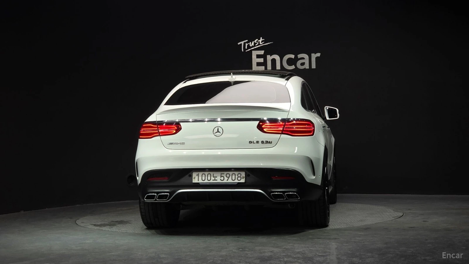 Mercedes-Benz GLE 63 S AMG 4MATIC* COUPE* DISTRONIC* ПОДГРЕВ* ОБДУХВАНЕ* 360*, снимка 4 - Автомобили и джипове - 55623859