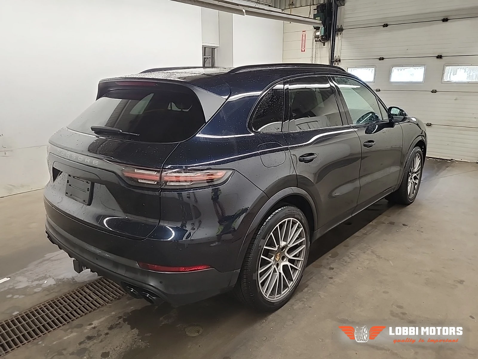 Porsche Cayenne, снимка 3 - Автомобили и джипове - 56129357