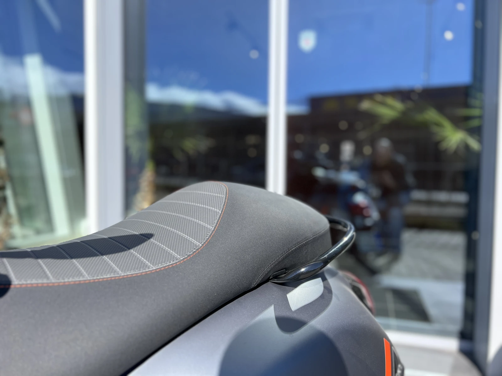 Vespa GTS 300 Super Sport - изображение 5