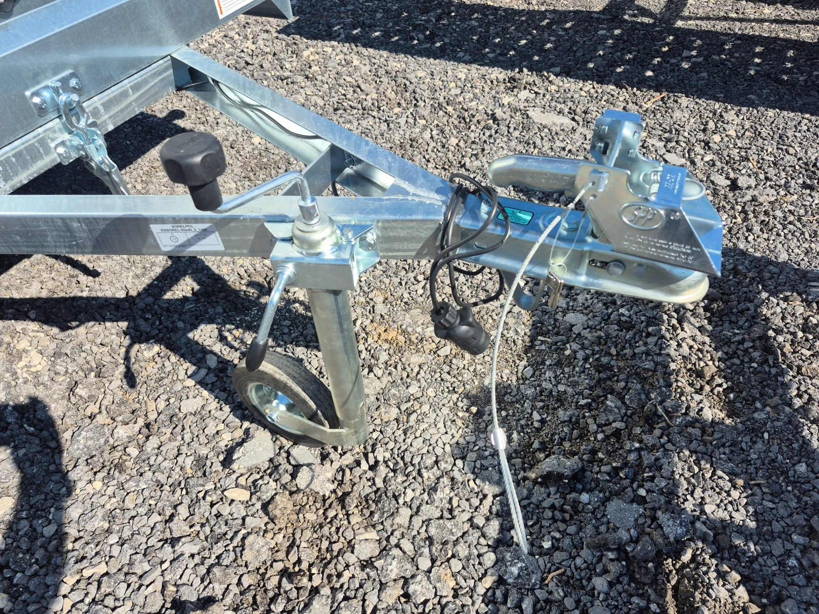 За автомобил Neptun 75 BEd11, снимка 8 - Ремаркета - 54109212