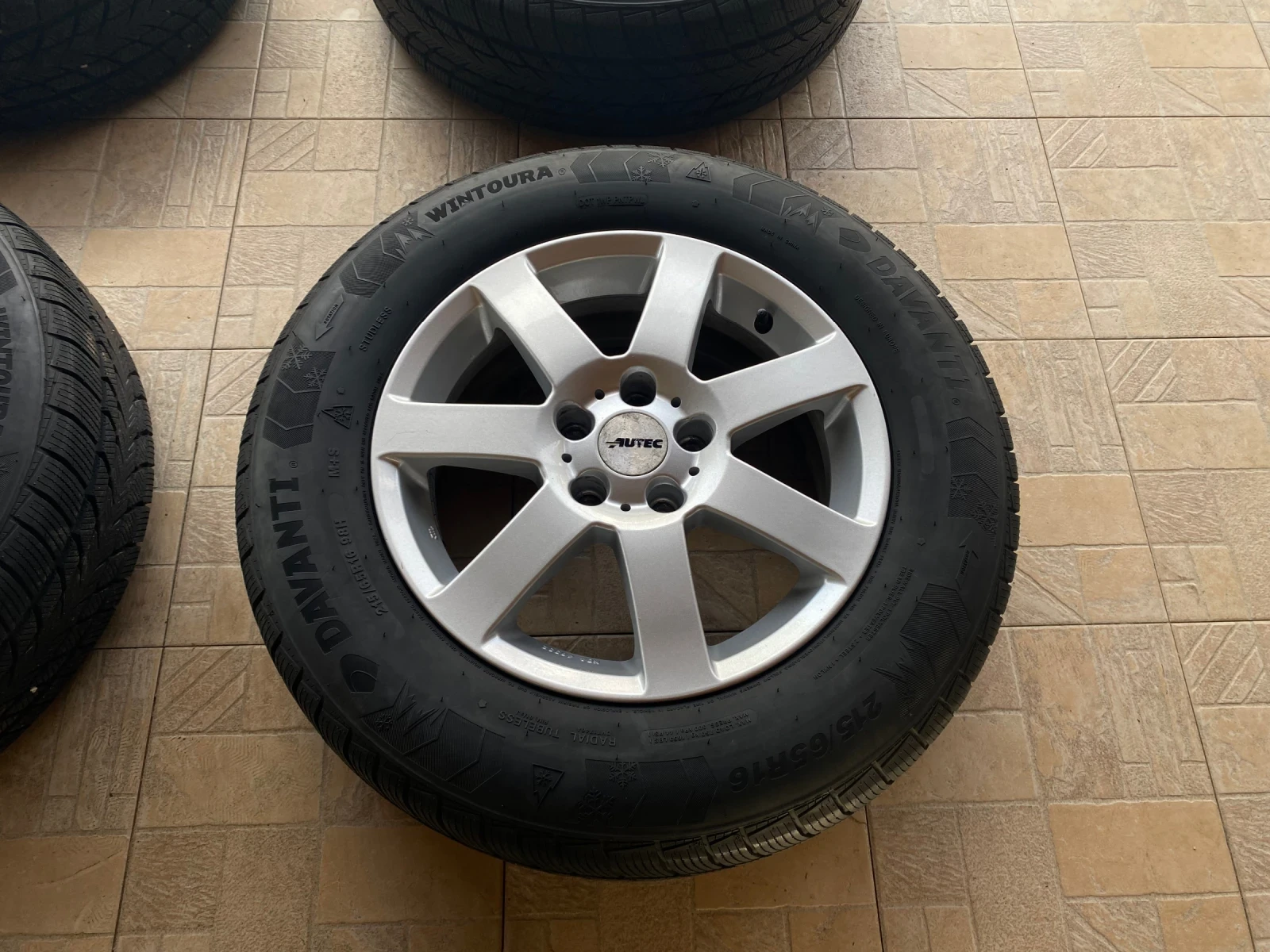���� � ������ 215/65R16 �� VW Tiguan | Mobile.bg � ����������� 3