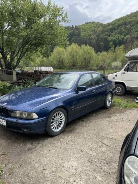 BMW 525, снимка 1 - Автомобили и джипове - 45332647