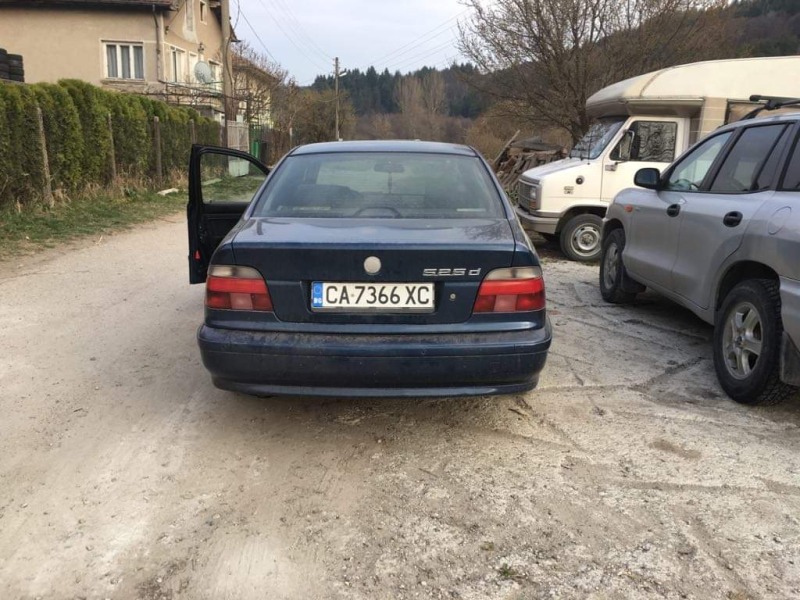 BMW 525, снимка 4 - Автомобили и джипове - 45332647