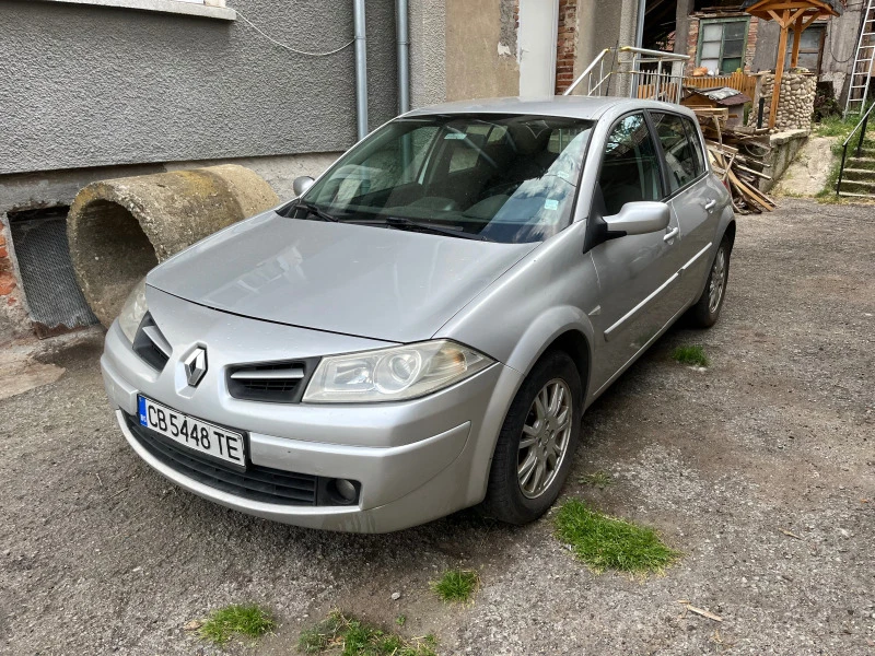 Renault Megane, снимка 1 - Автомобили и джипове - 46946392