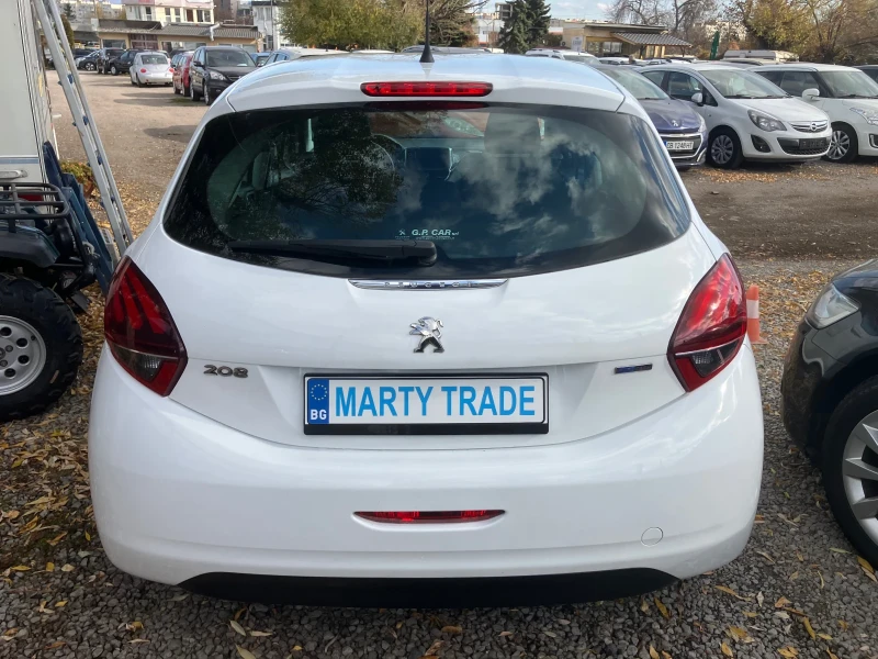 Peugeot 208 1.2i-Allure-eur6b, снимка 5 - Автомобили и джипове - 47924398