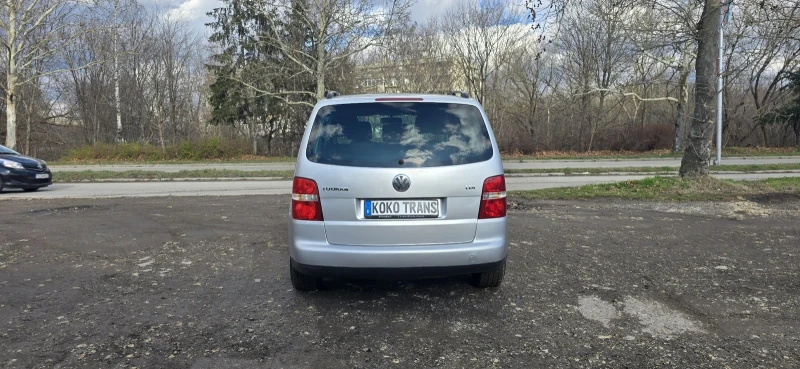 VW Touran 1.9 TDI, снимка 8 - Автомобили и джипове - 48580705