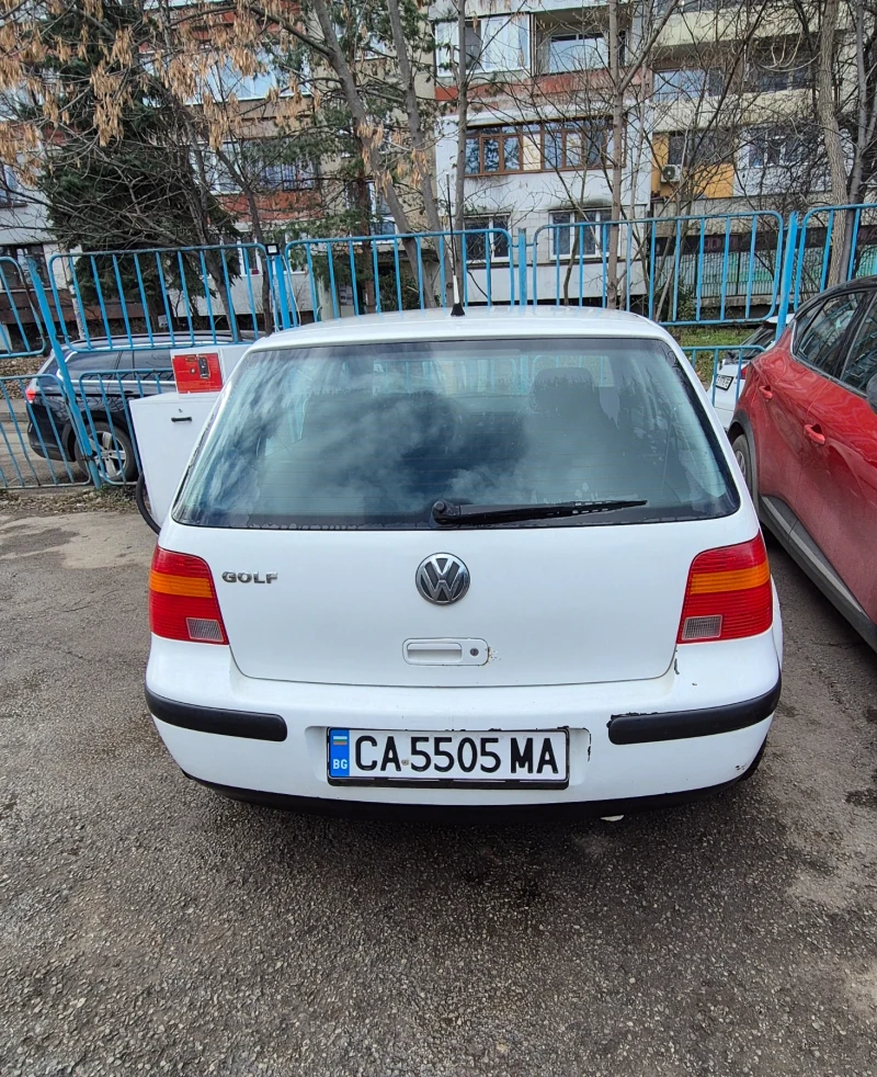 VW Golf, снимка 9 - Автомобили и джипове - 48873225