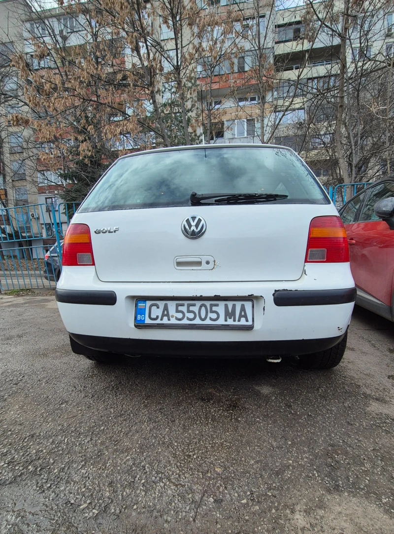 VW Golf, снимка 8 - Автомобили и джипове - 48873225