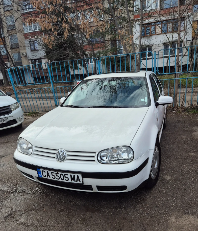 VW Golf, снимка 1 - Автомобили и джипове - 48873225