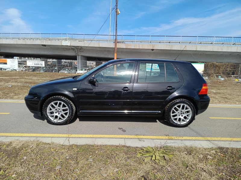 VW Golf 1.6i, снимка 4 - Автомобили и джипове - 49421212