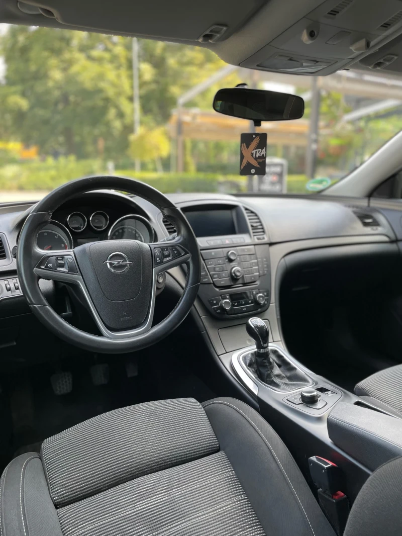 Opel Insignia НОВ ВНОС / ПОДГРЕВ / МУЛТИ ВОЛАН / НАВИ / 2.0CDTI, снимка 8 - Автомобили и джипове - 51173419