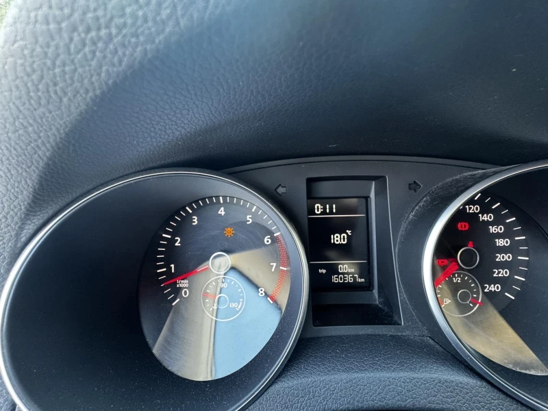 VW Golf, снимка 9 - Автомобили и джипове - 52832547