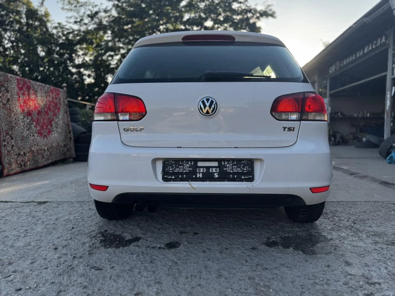 VW Golf, снимка 4 - Автомобили и джипове - 52832547
