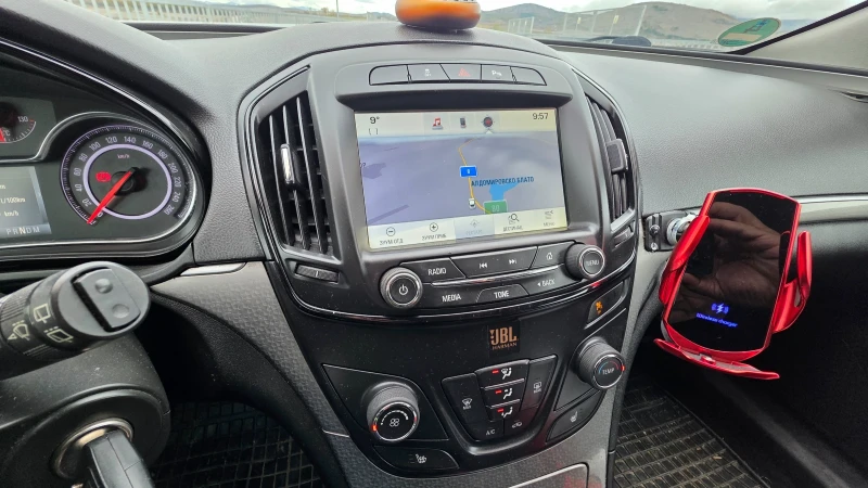 Opel Insignia Sports Tourer 2.0 CDTi, 131 k.c., снимка 8 - Автомобили и джипове - 52576461