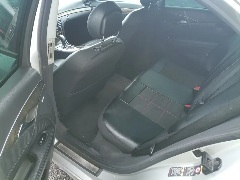 Mercedes-Benz E 320 Бартер, снимка 2 - Автомобили и джипове - 52702369