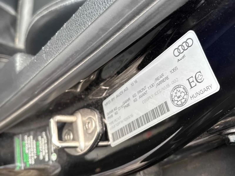 Audi S3 2.0T Technik  CARFAX, снимка 10 - Автомобили и джипове - 53077769