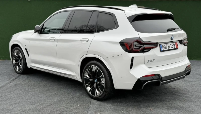 BMW iX3 M-SPORT-ГАРАНЦИЯ, снимка 2 - Автомобили и джипове - 53205494