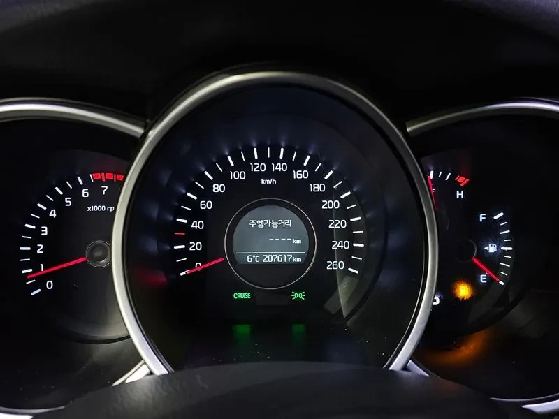 Kia K5 2.0, снимка 8 - Автомобили и джипове - 54262493