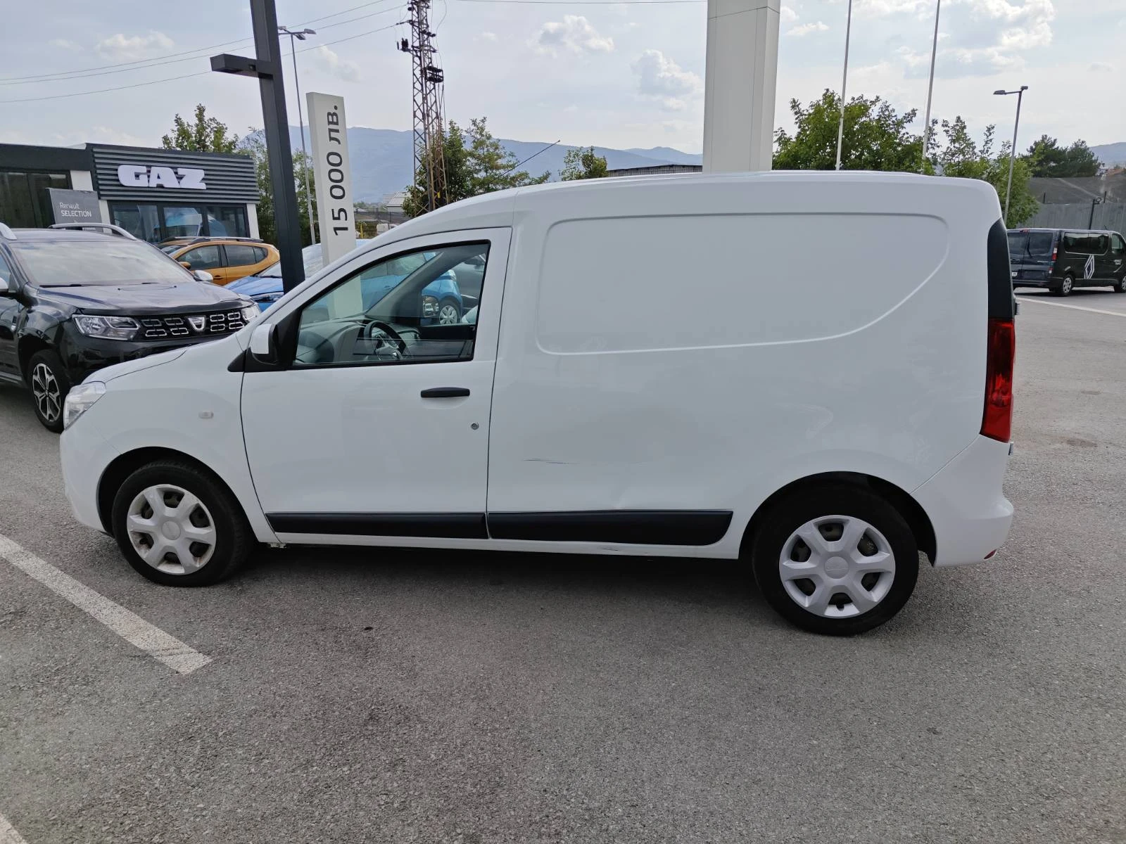 Dacia Dokker 1.5 DCi 75k.c. N1 1+ 1 - изображение 8