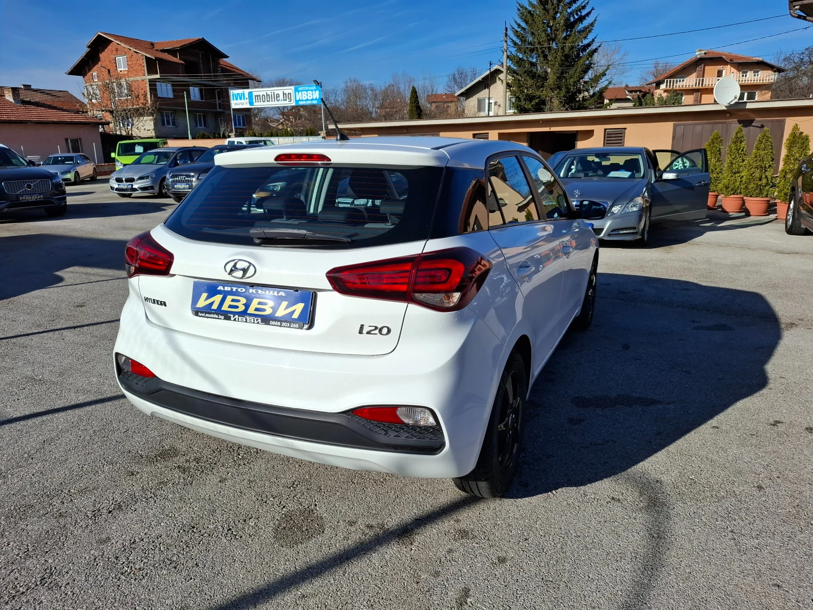 Hyundai I20 1.25i euro 6D 70 хил км !!! - изображение 4