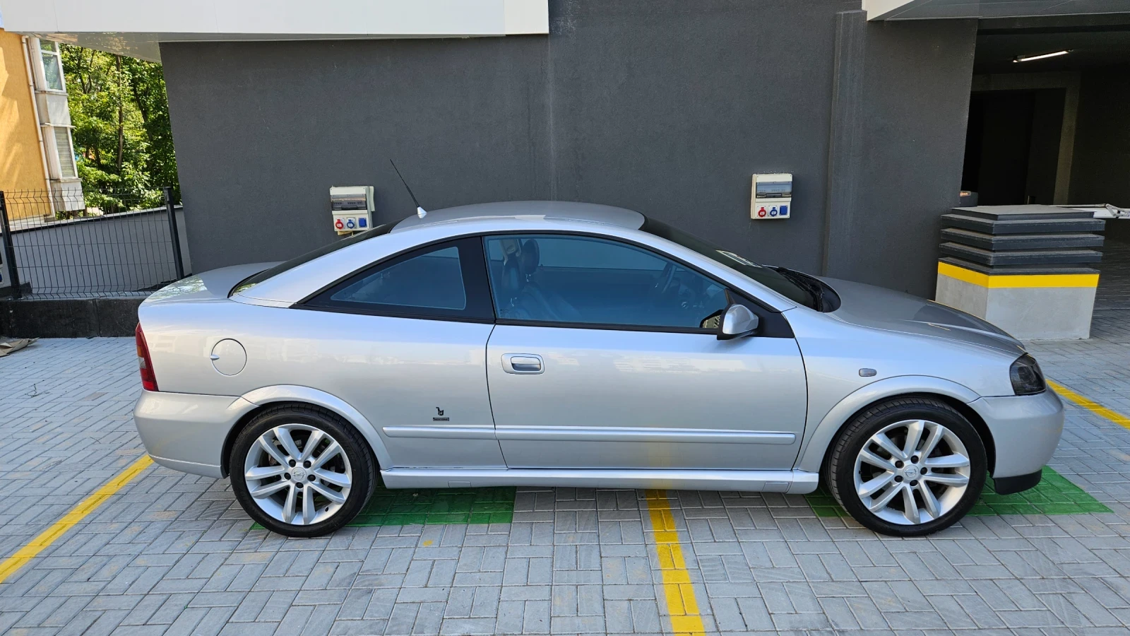 Opel Astra Bertone 1.8 125hp - изображение 6