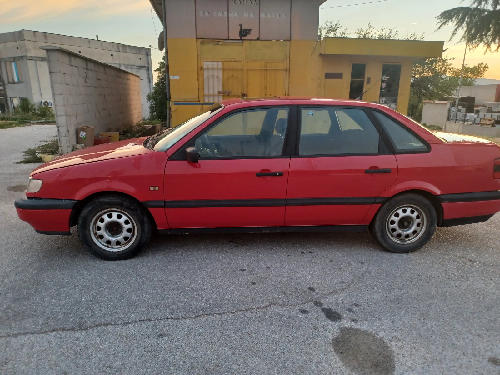 VW Passat 1, 8 - изображение 2