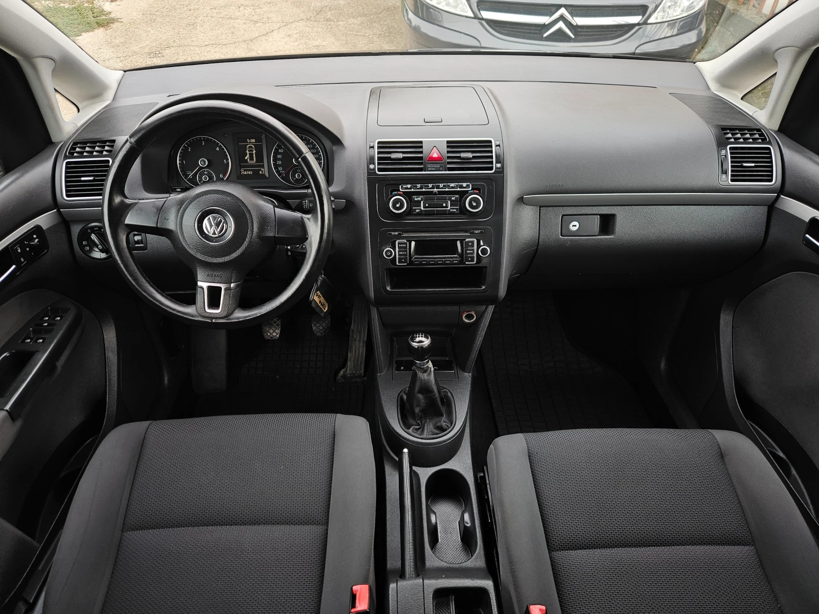 VW Touran 1.6TDI | Mobile.bg   14