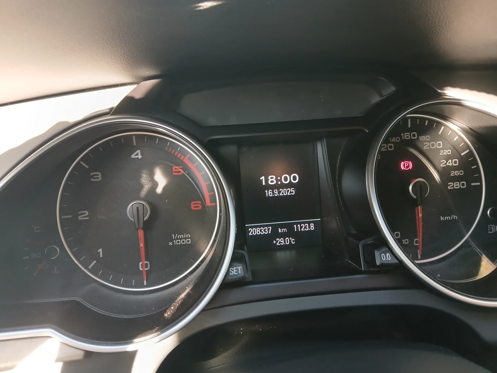 Audi A5 3.0 TDI | Mobile.bg — изображение 15