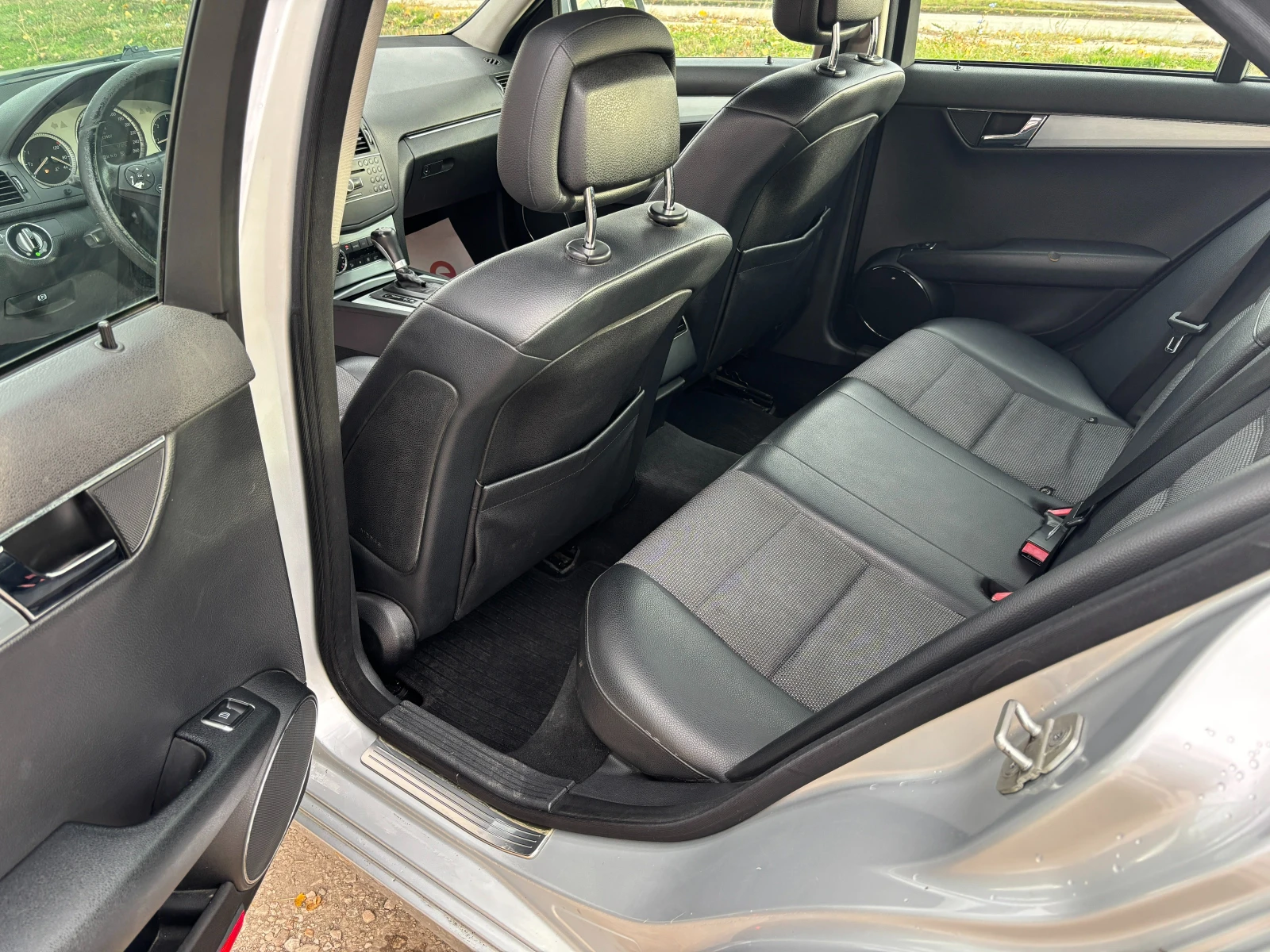 Mercedes-Benz C 220 CDI  | Mobile.bg   11