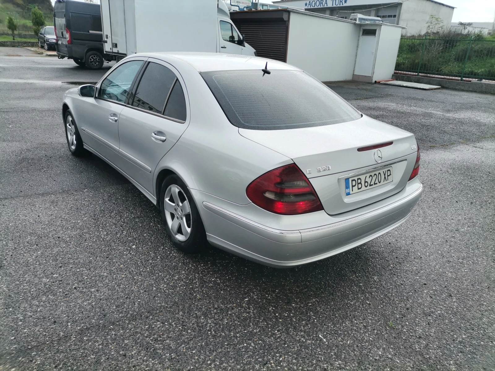 Mercedes-Benz E 320  | Mobile.bg   4