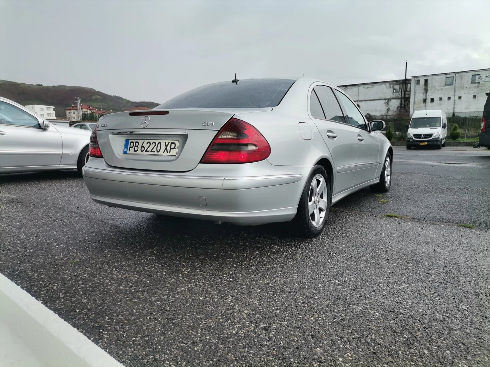 Mercedes-Benz E 320  | Mobile.bg   5