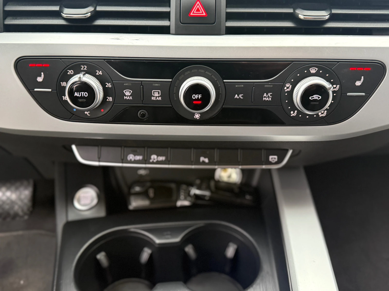 Audi A4 2.0TDI RS LINE �������� ������ !!! | Mobile.bg � ����������� 12