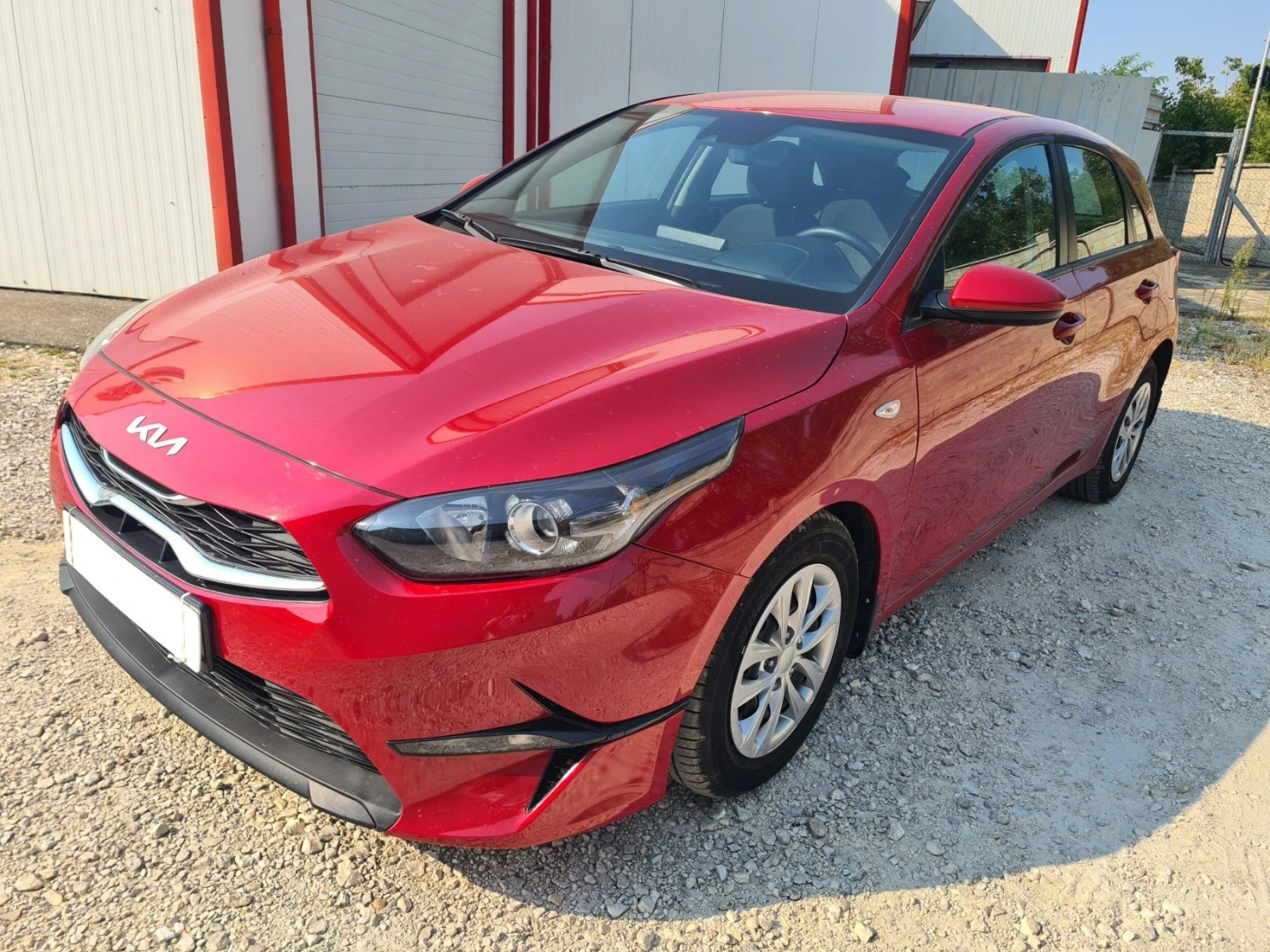Kia Ceed 1.5i Benzin Automatic 2024 г. Гаранция 