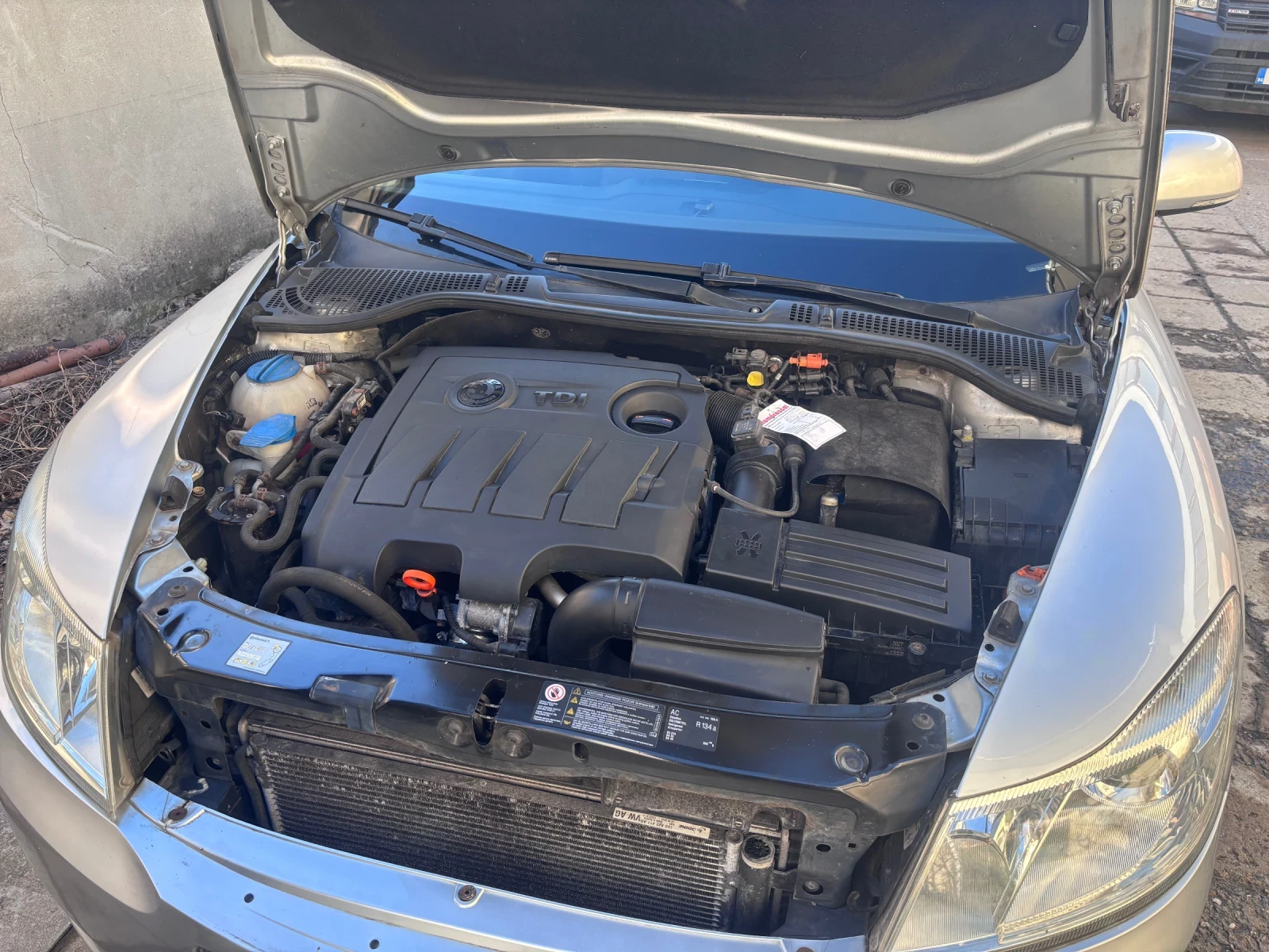 Skoda Octavia, снимка 9 - Автомобили и джипове - 53785038