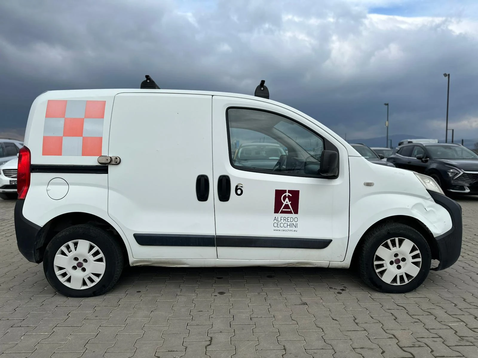 Fiat Fiorino / 1.3D / , снимка 6 - Автомобили и джипове - 53987249