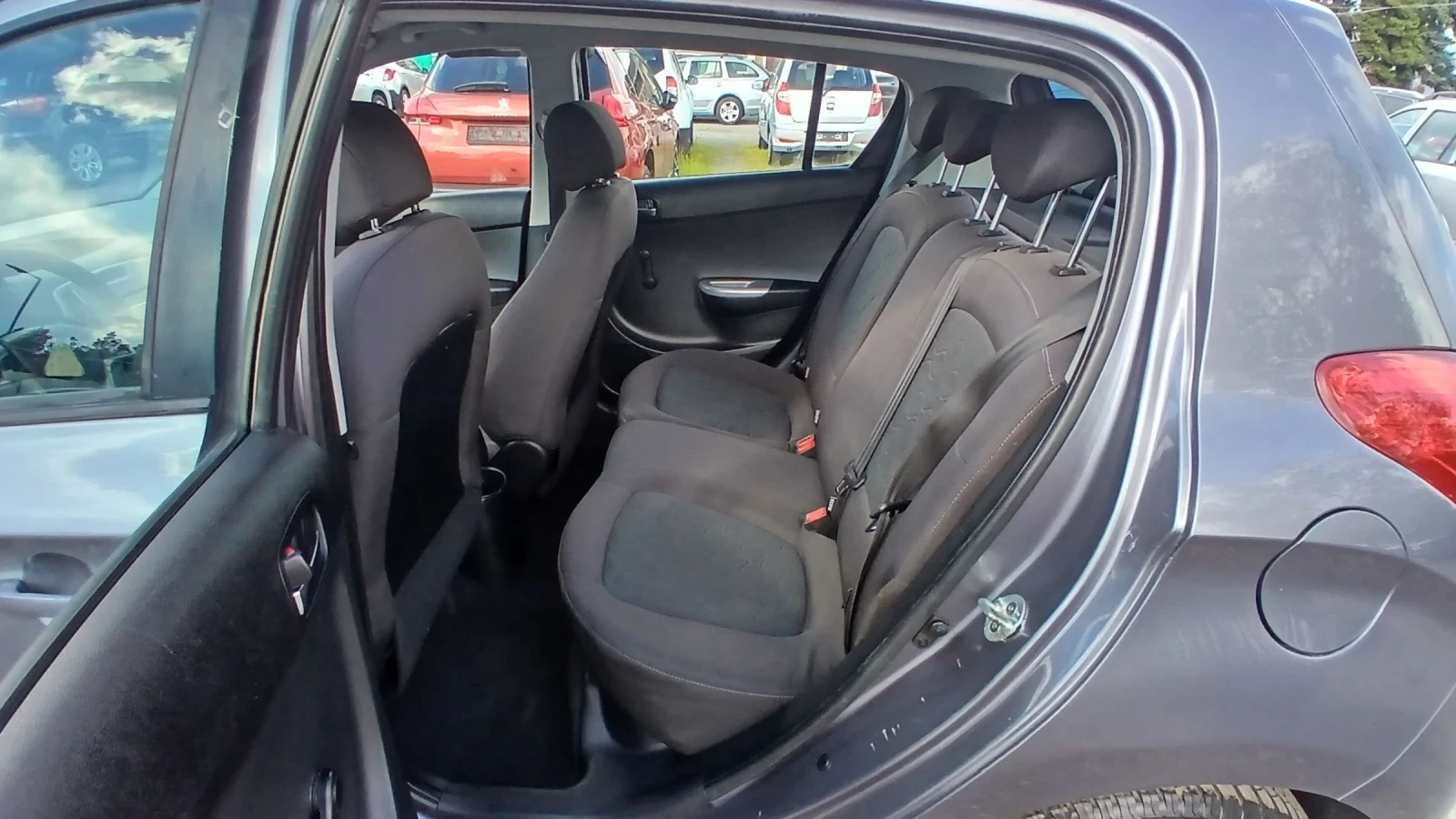 Hyundai I20 1, 25i, снимка 9 - Автомобили и джипове - 54891836